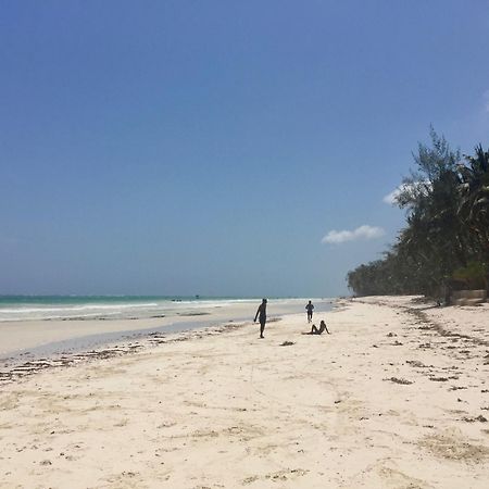 Footprints House Otel Diani Beach Dış mekan fotoğraf